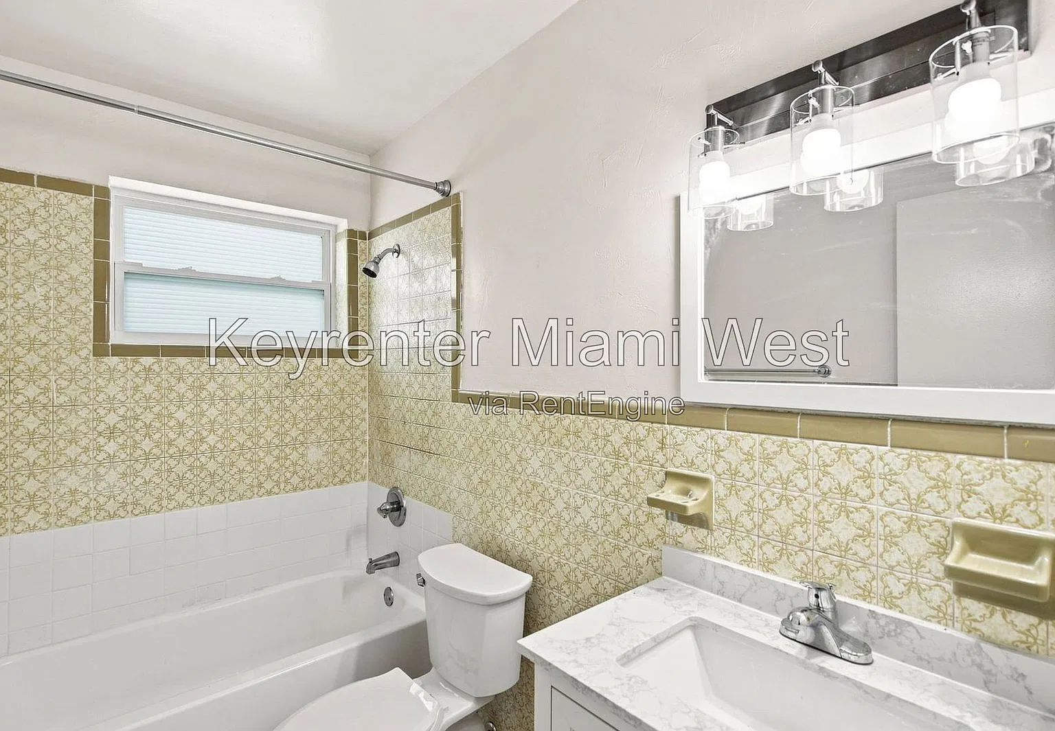 2 bed, 1.0 bath, 825 sqft, $2,100 — Photo 4