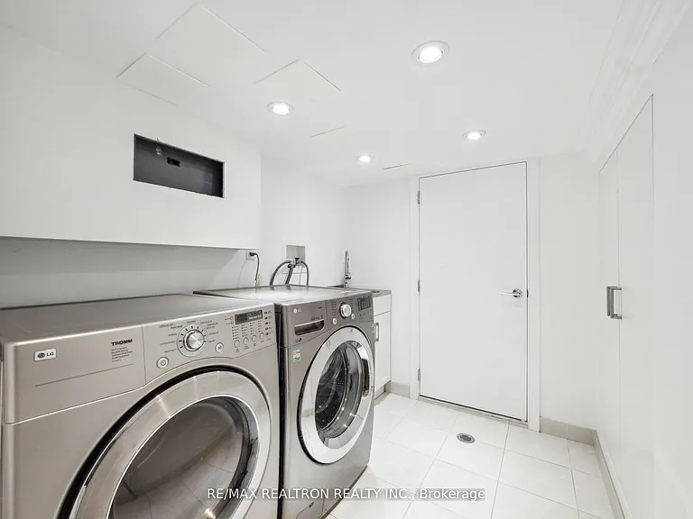 186 Wanless Ave — Photo 35