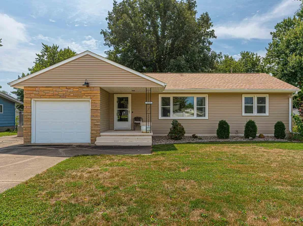 1515 E High St, Mason City, IL 62664