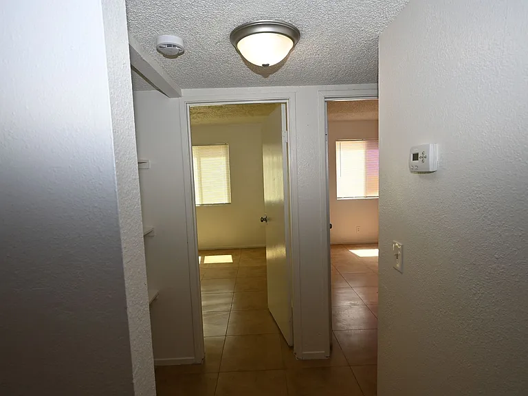302 Eastminister Ct #A — Photo 7