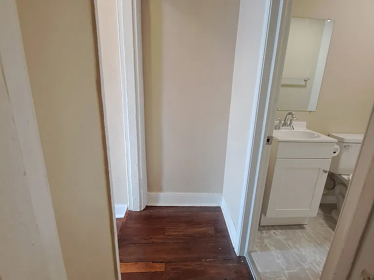 5917 Morton St — Photo 7