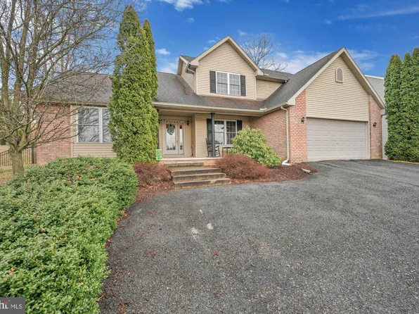 307 Elm Ln, Orwigsburg, PA 17961