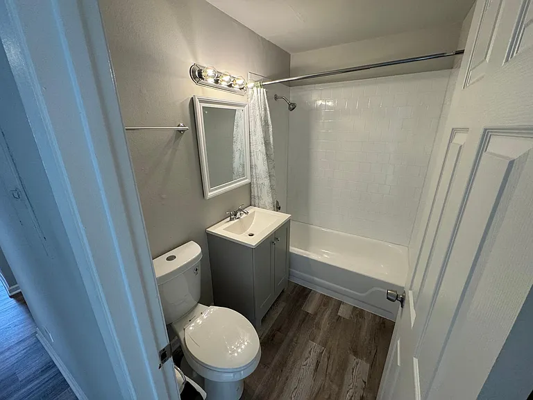 4253 Jennifer Ln #2C — Photo 6