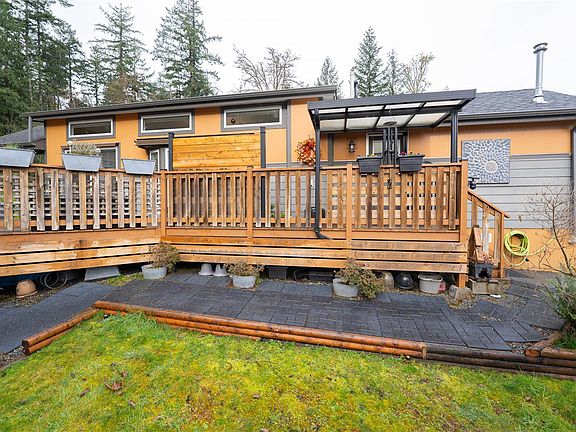 2nd image of 3042 River Rd #152
