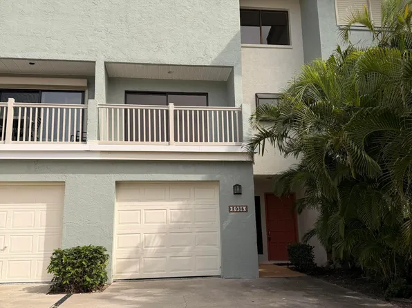 2085 Seawind Ct, Melbourne, FL 32903