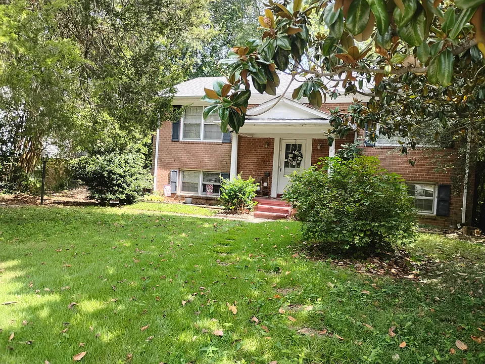 Wexford Dr