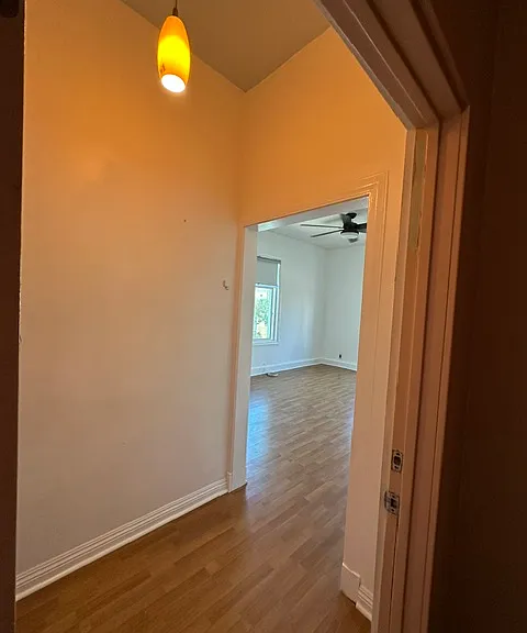 3109 W 6th St #7 — Photo 9