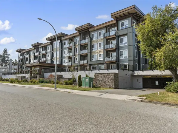 9450 Robson St #209, Chilliwack, BC V2P 4E4