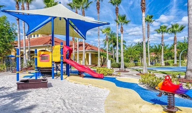 112 Madiera Beach Blvd — Photo 45