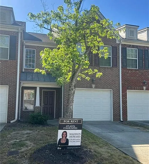 3233 Glenloch Pl — Photo 2