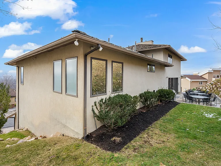4887 S Mountain Ln — Photo 8