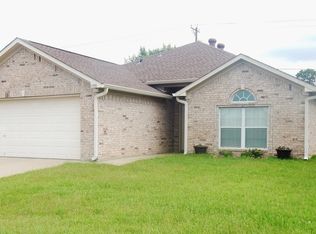 6930 Ranch Hill Dr, Flint, TX 75762