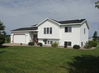 W2512 Violet Ln, Merrill, WI 54452