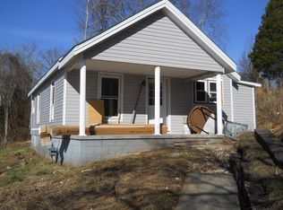 138 W Everett St, Sparta, TN 38583