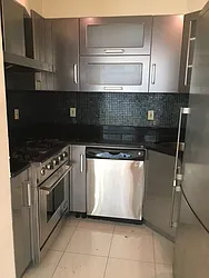 Rented by Kinyu Realty