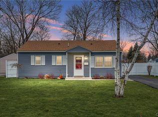 17 Ashwood Ave, Whitesboro, NY 13492