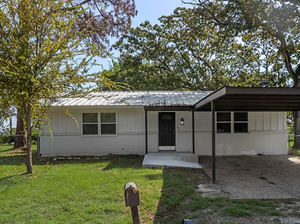 107 E Bayside Dr, Mabank, TX 75156
