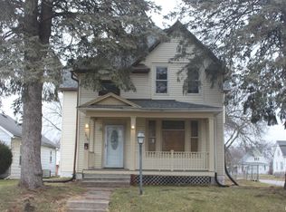 1019 S Nevada Ave, Davenport, IA 52802