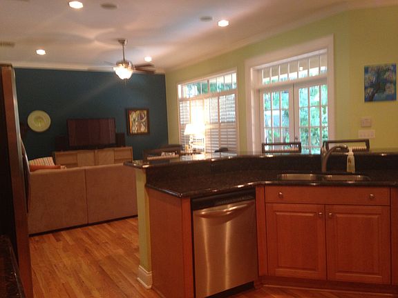 5th image of 4411 Clear Ave