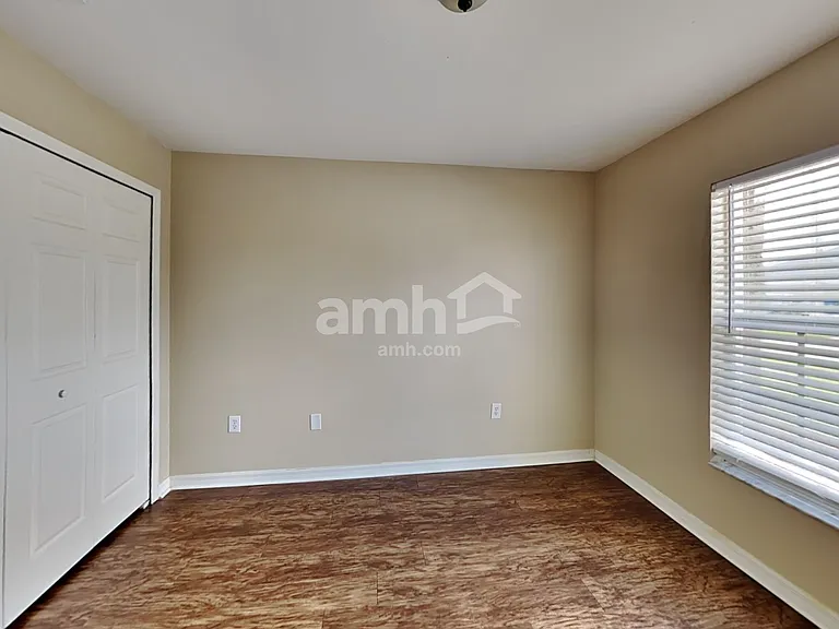 27826 Breakers Dr — Photo 20