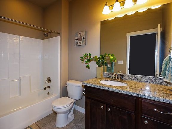 3rd image of 4648 W Cobblefield Dr