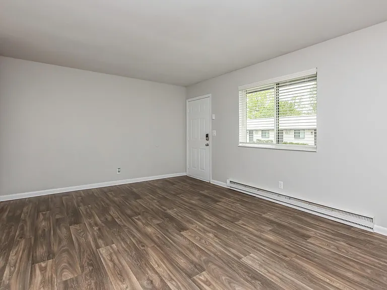 Alder Terrace — Photo 2