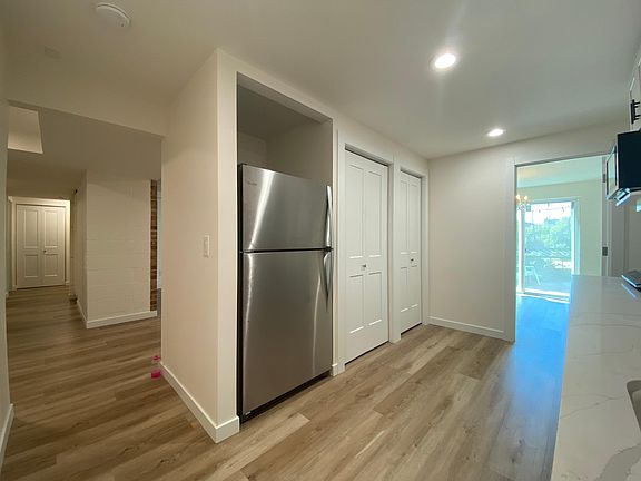 2nd image of 1790 N Narrows Dr
