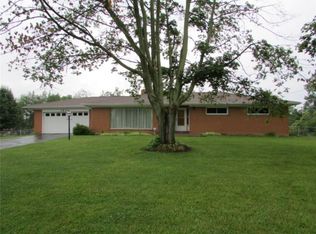 2801 Springfield Jamestown Rd, Springfield, OH 45505