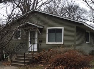 285 Deubener Pl, Saint Paul, MN 55105