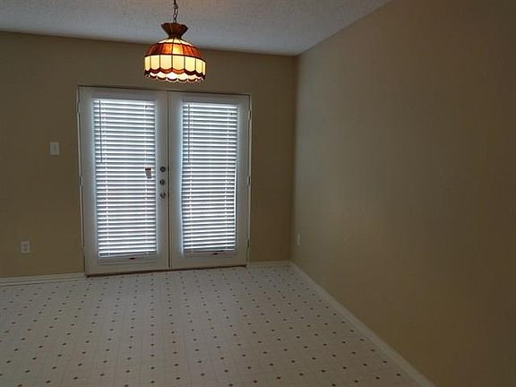 4th image of 3332 Chapel Wood Ct