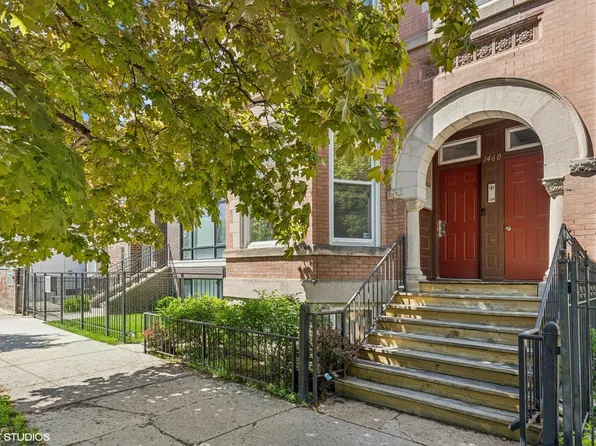 1460 W Ohio St APT 3R, Chicago, IL 60642