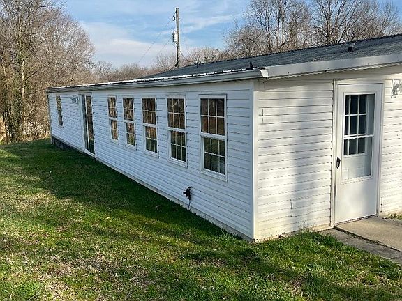 4th image of 98-B Walnut Hill Rd