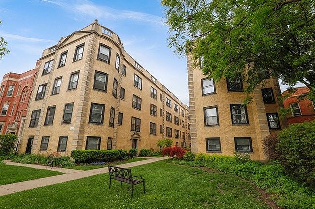 1st image of 2540 N Kedzie Blvd APT 207