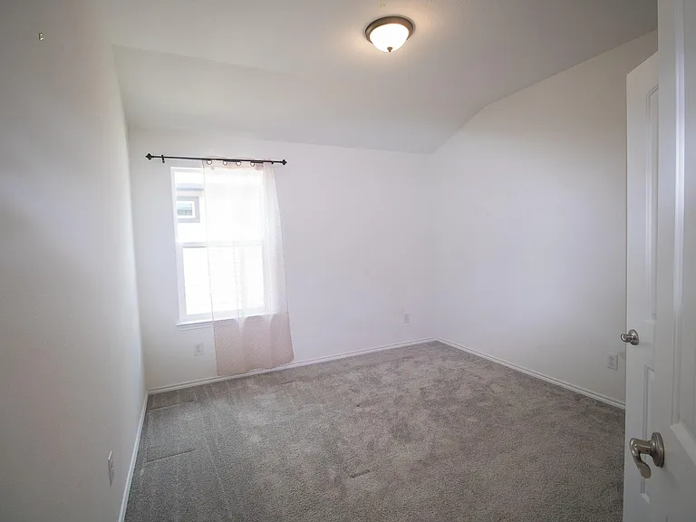2105 Ebony Dove St — Photo 20