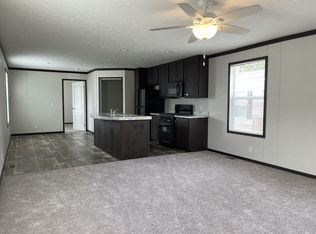 2700 Cox Rd #R037, Saint Clair, MI 48079