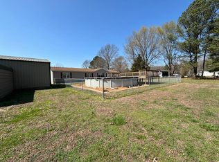 2960 Willow Grove Rd, Harrisburg, IL 62946