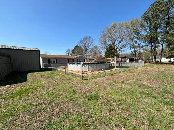 2960 Willow Grove Rd, Harrisburg, IL 62946