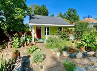 1066 Gilbert St, Redding, CA 96001