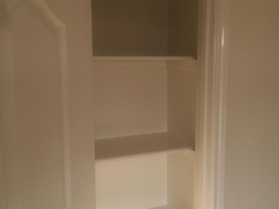 1st image of 5005 San Francisco Ave APT 3