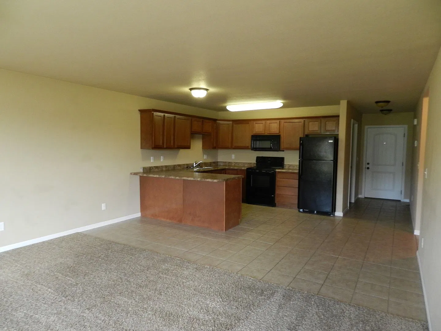 165 Lyle Curtis — Photo 3