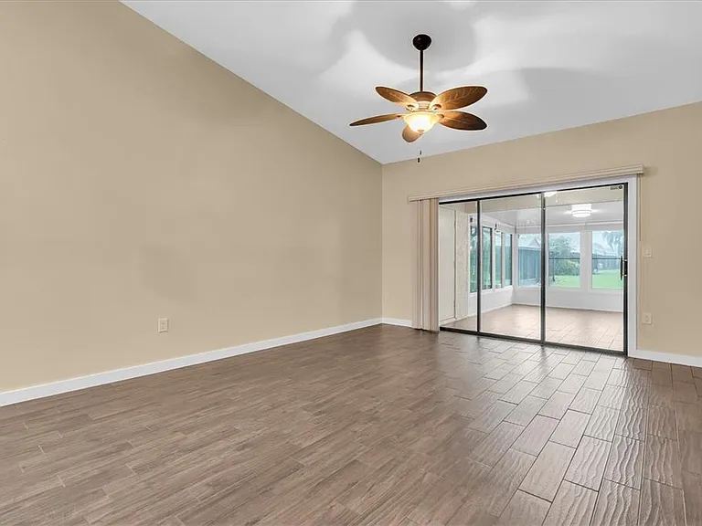 3203 Charter Club Dr #B — Photo 9
