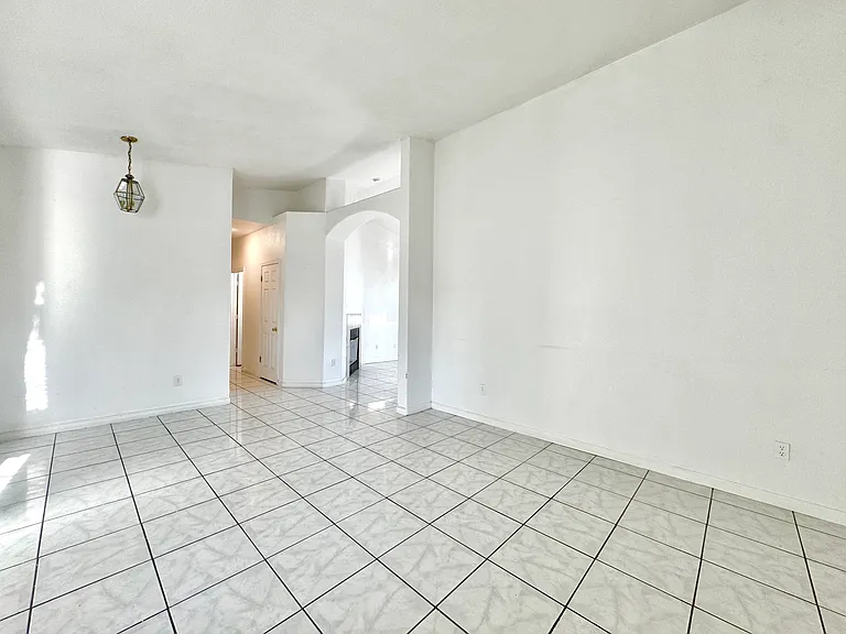 2561 Goldeneye Dr — Photo 9