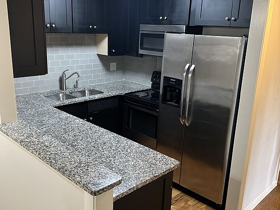 5th image of 6680 Charlotte Pike APT B3
