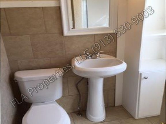 5th image of 8401 Robinson St