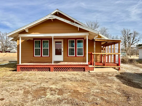 308 N Logan Ave, Lyons, KS 67554
