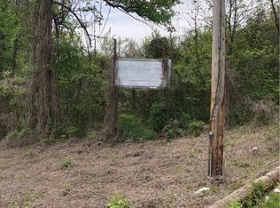 385 Village Dr, Spring City, TN 37381