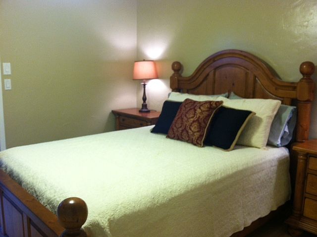 Queen bed