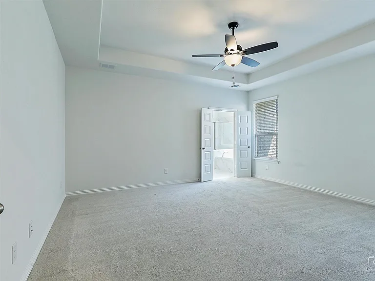 3011 Hobbs Ln — Photo 21