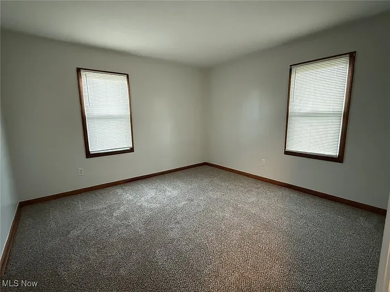 55 W Ralston Ave — Photo 7