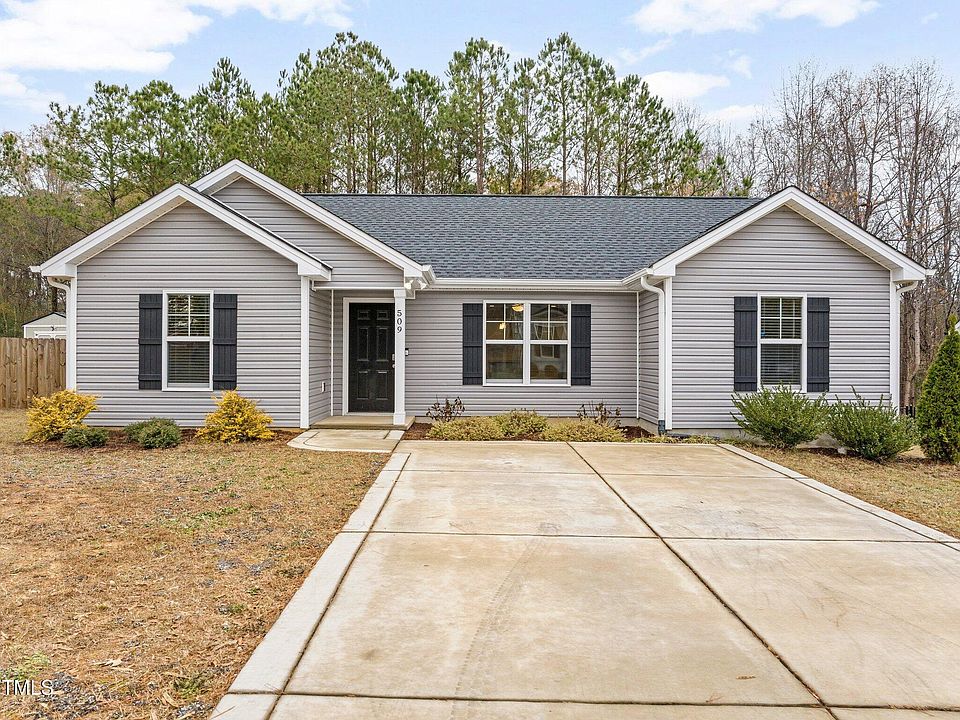 1st image of 509 Hamlet Dr